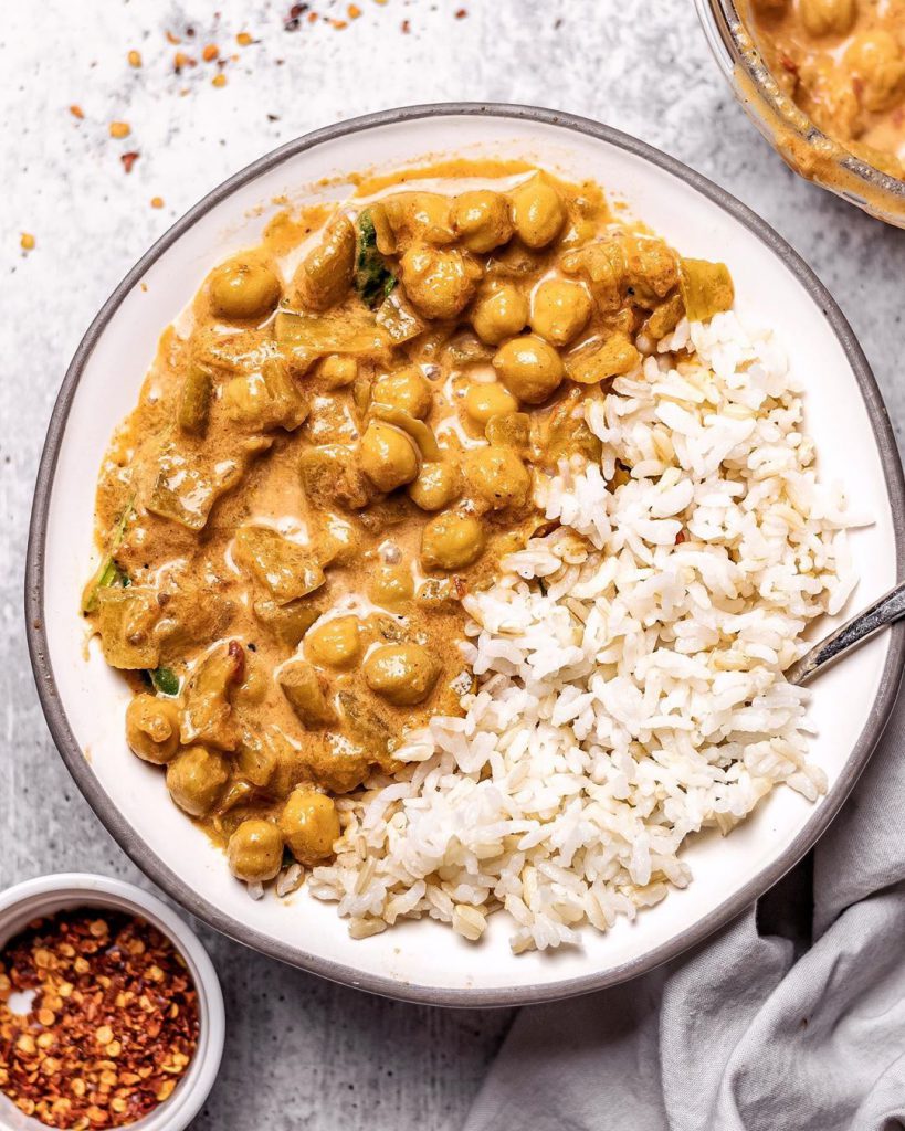 Creamy Butter Chickpeas