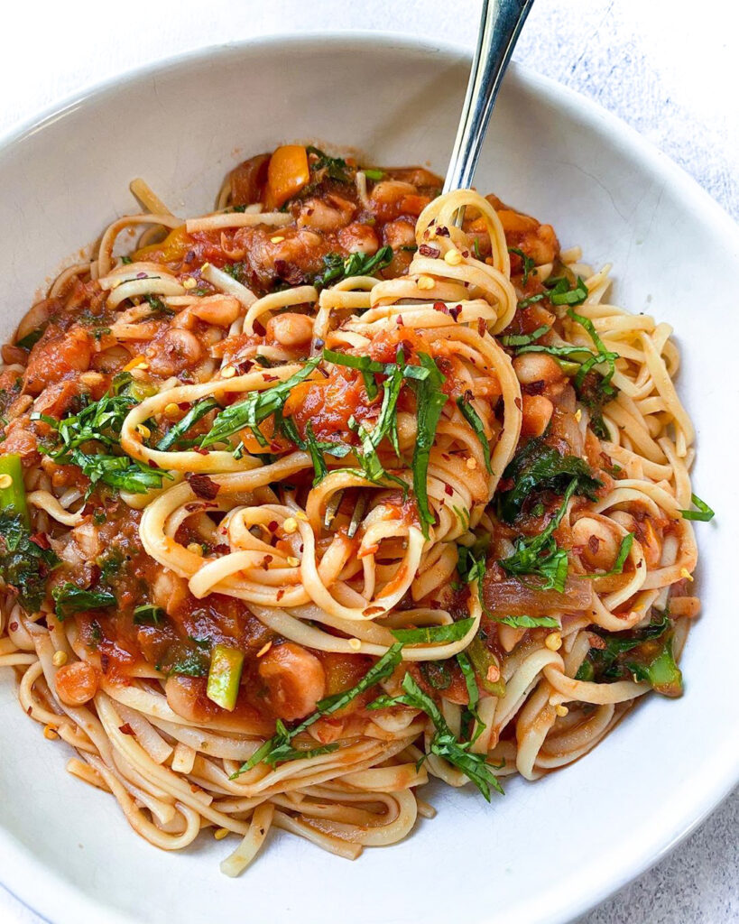 White Bean & Kale Linguine