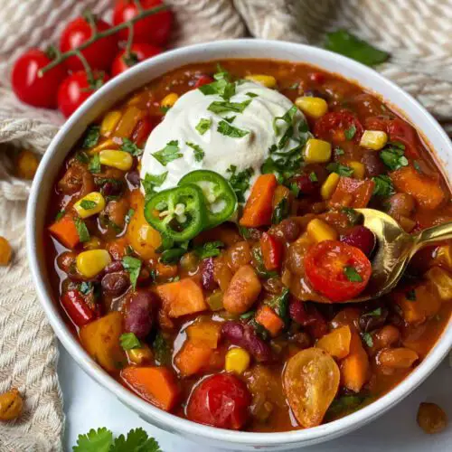 Healthy Vegan Sweet Potato Chili recipe served in a bowl.